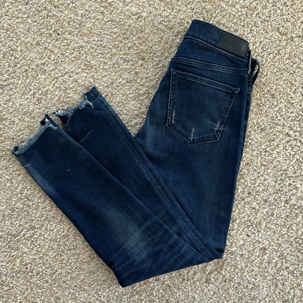 Woman’s Express Perfect Curves Ankle Denim - Picture 5 of 5